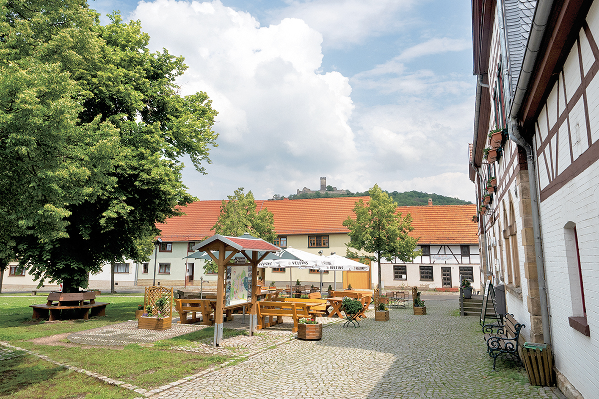 Burgen Blick - Neueröffnung "Ratskeller Mühlberg" Burgen Blick - Neueröffnung "Ratskeller Mühlberg"