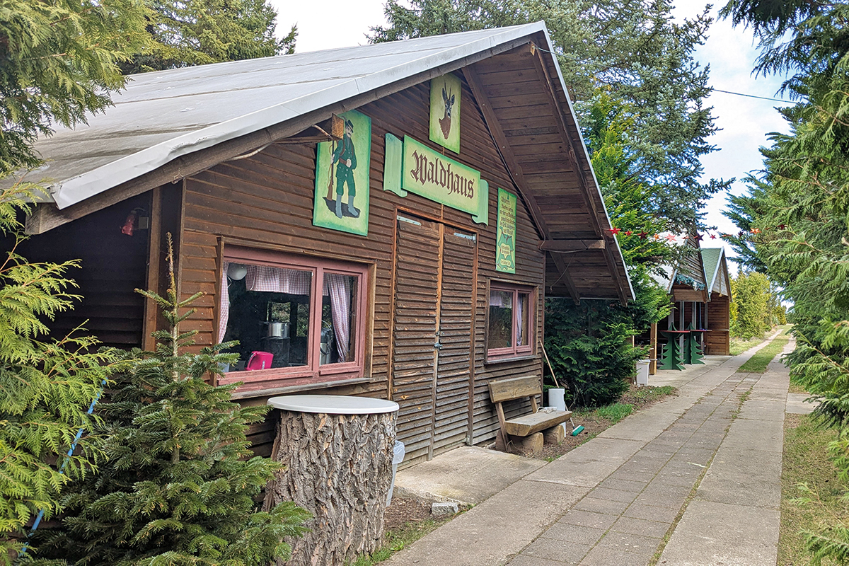 Burgen Blick - Waldhaus von Horst Carl - Gärtner, Jäger und Veranstalter mit viel Erfahrung