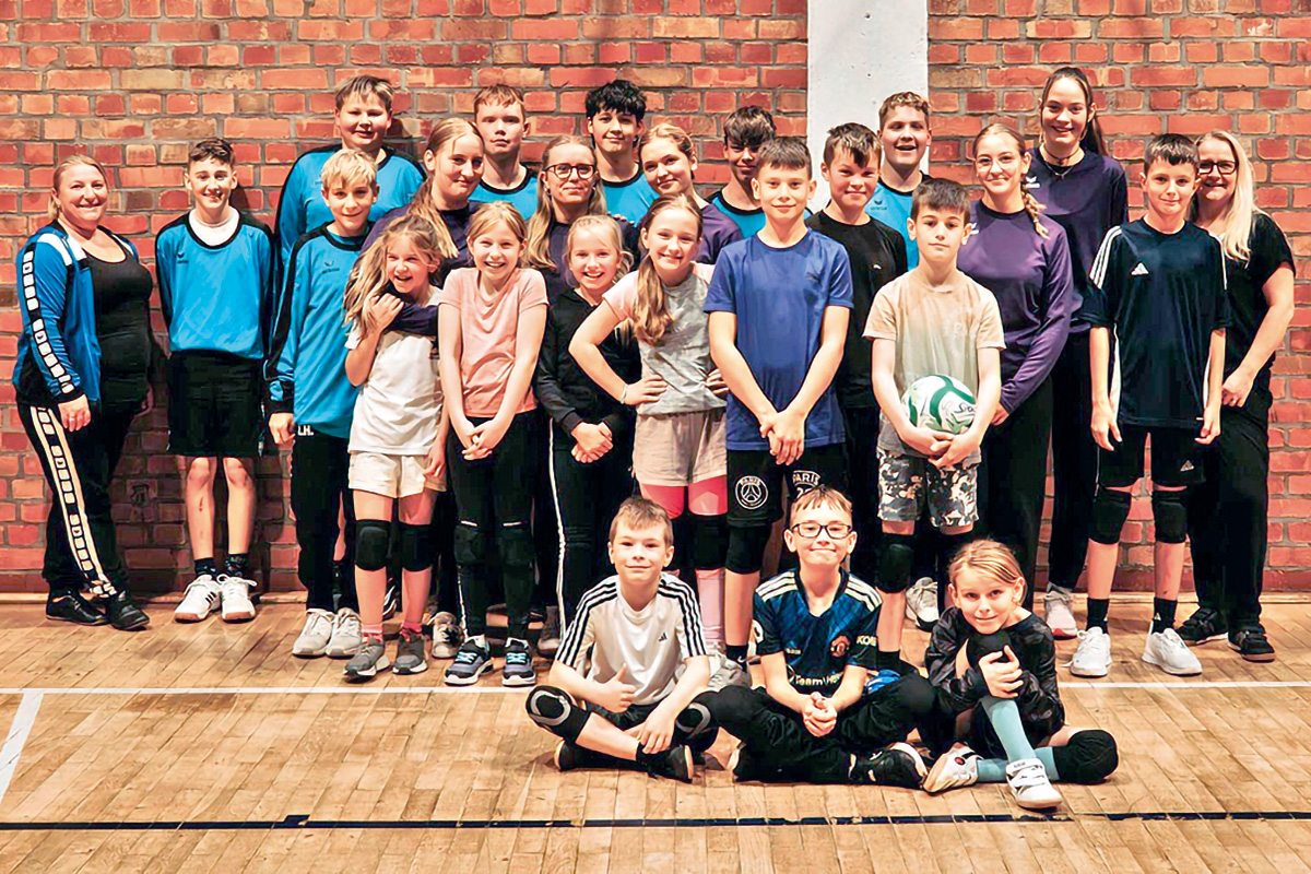 Burgen Blick - Erfolgreiche Hallensaison für den Seeberger Faustball-Nachwuchs